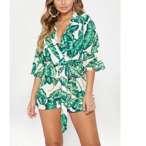 Pretty Little Thing Leaf Romper